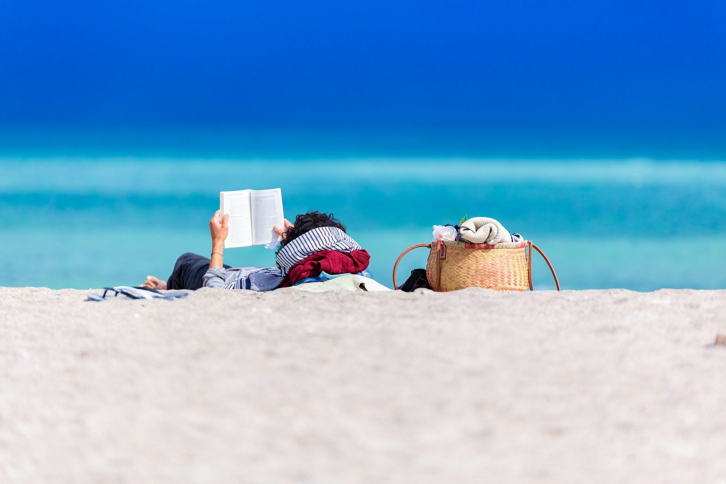 Bibliotherapy: A Guide to Help with Summer Sadness Agnès Maelström Porcelain Novel